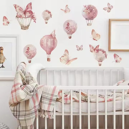 Luftballonger och fjärilar väggdekor - Lekfull design - Barnrumsdekor - Väggdekorshopen	
