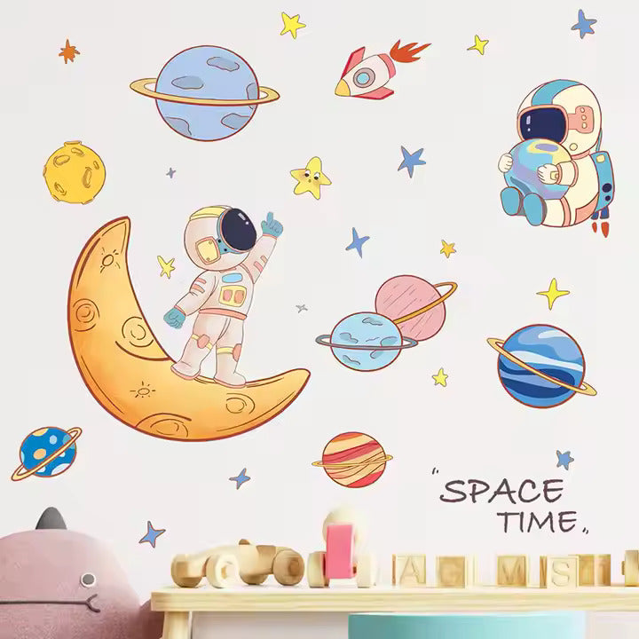 Tecknade astronauter och planeter väggdekor - Rymddesign - Barnrumsdekor - Väggdekorshopen	