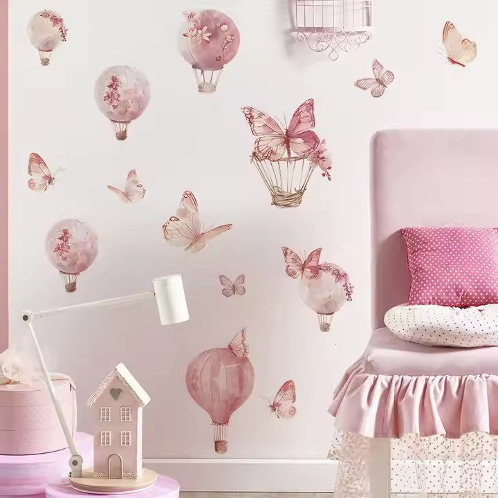 Luftballonger och fjärilar väggdekor - Lekfull design - Barnrumsdekor - Väggdekorshopen	
