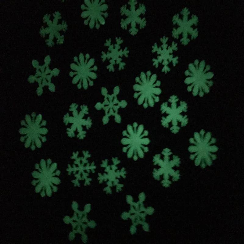 Självlysande snöflingor väggdekor - Vintrig design - Barnrumsdekor - Väggdekorshopen	