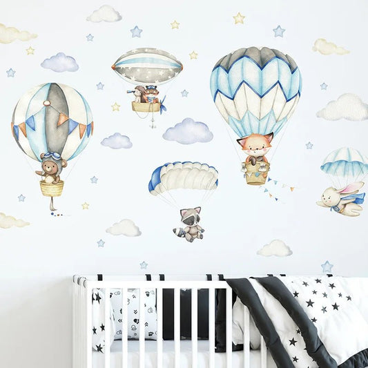 Blåa luftballonger väggdekal - Lekfull design - Barnrumsdekor - Väggdekorshopen	